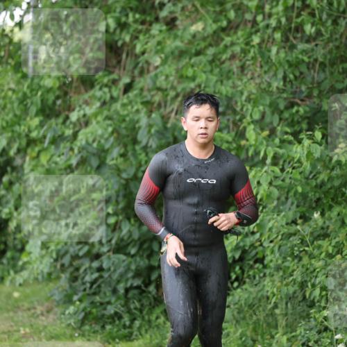 15.06.2025 - 7 Türme Triathlon Michael Strokosch http://msf.ph/oto/7956015 15.06.2025 12:34:44 Schwimmen 352, 359, 482, 526, 535, 547 meine-sportfotos.de