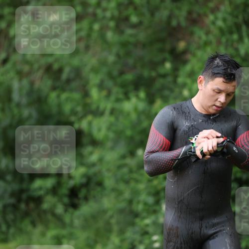 15.06.2025 - 7 Türme Triathlon Michael Strokosch http://msf.ph/oto/7956052 15.06.2025 12:34:45 Schwimmen 352, 359, 482, 526, 535, 547 meine-sportfotos.de