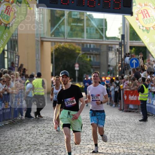 13.06.2025 - Holstenköstenlauf Felixshl http://msf.ph/oto/7956058 13.06.2025 19:46:48 Laufen 2171, 2461, 2632, 3706 meine-sportfotos.de