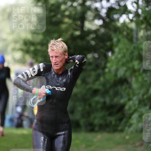 15.06.2025 - 7 Türme Triathlon Michael Strokosch http://msf.ph/oto/7956126 15.06.2025 12:35:12 Schwimmen 420, 532, 533 meine-sportfotos.de