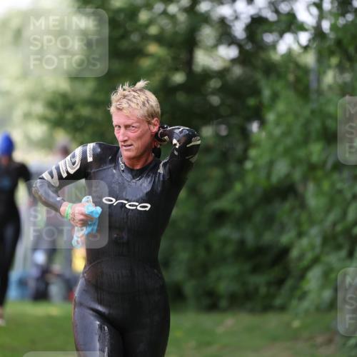 15.06.2025 - 7 Türme Triathlon Michael Strokosch http://msf.ph/oto/7956127 15.06.2025 12:35:12 Schwimmen 420, 532, 533 meine-sportfotos.de
