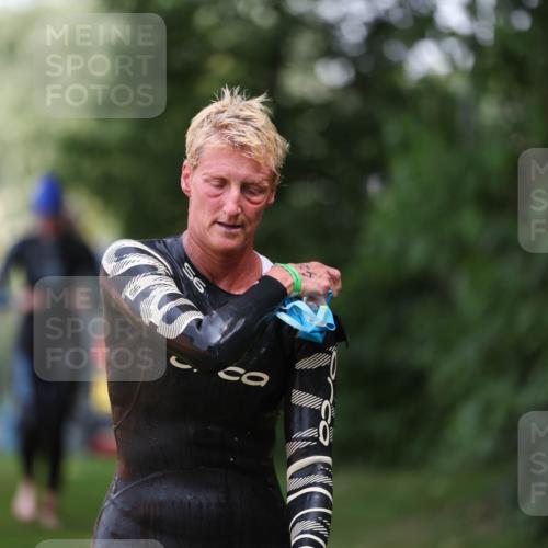 15.06.2025 - 7 Türme Triathlon Michael Strokosch http://msf.ph/oto/7956141 15.06.2025 12:35:14 Schwimmen 408, 420, 532, 533 meine-sportfotos.de