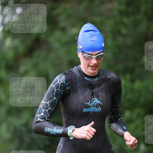 15.06.2025 - 7 Türme Triathlon Michael Strokosch http://msf.ph/oto/7956188 15.06.2025 12:35:20 Schwimmen 408, 420, 532, 533 meine-sportfotos.de