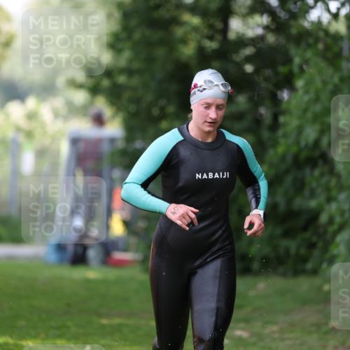 15.06.2025 - 7 Türme Triathlon Michael Strokosch http://msf.ph/oto/7956227 15.06.2025 12:35:32 Schwimmen 408, 532 meine-sportfotos.de