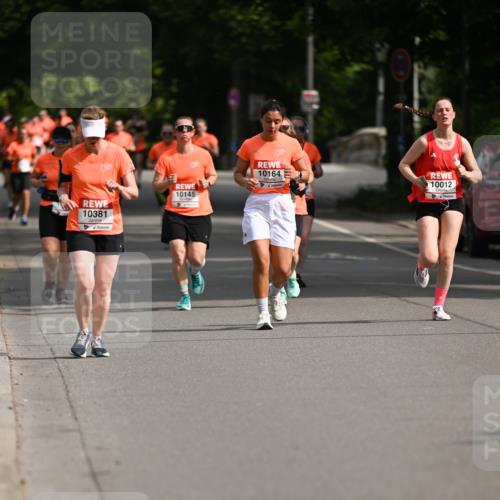 15.06.2025 - REWE Women's Run Dr. Thomas Lammeyer http://msf.ph/oto/7956353 15.06.2025 09:46:34 Laufen 10381, 10164, 10012, 10145 meine-sportfotos.de