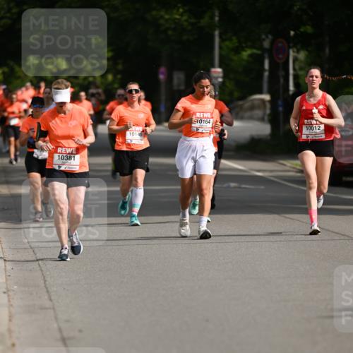 15.06.2025 - REWE Women's Run Dr. Thomas Lammeyer http://msf.ph/oto/7956359 15.06.2025 09:46:34 Laufen 10381, 10164, 10145, 10012 meine-sportfotos.de