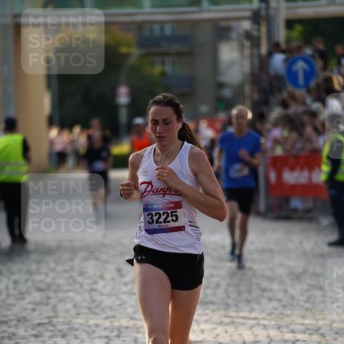13.06.2025 - Holstenköstenlauf Felixshl http://msf.ph/oto/7956361 13.06.2025 19:47:07 Laufen 2156, 2468, 2881, 3225 meine-sportfotos.de