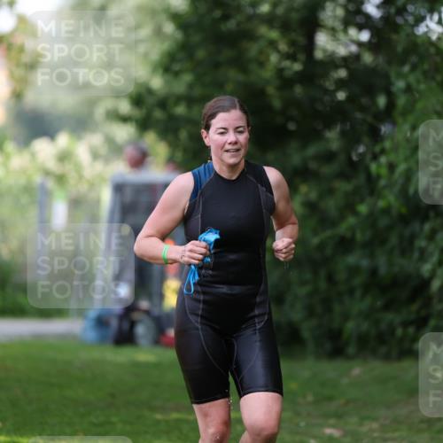 15.06.2025 - 7 Türme Triathlon Michael Strokosch http://msf.ph/oto/7956385 15.06.2025 12:36:23 Schwimmen 581 meine-sportfotos.de
