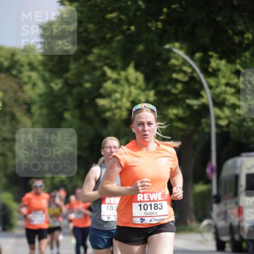 15.06.2025 - REWE Women's Run Jannik Wohlers http://msf.ph/oto/7956406 15.06.2025 08:51:50 Laufen 103, 10183, 4 meine-sportfotos.de