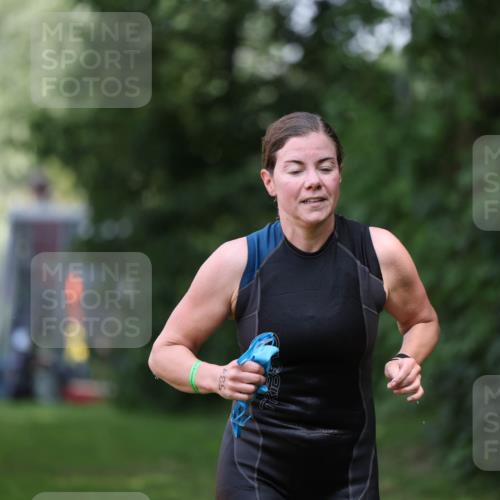 15.06.2025 - 7 Türme Triathlon Michael Strokosch http://msf.ph/oto/7956413 15.06.2025 12:36:24 Schwimmen 581 meine-sportfotos.de