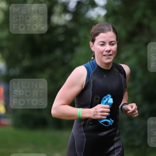 15.06.2025 - 7 Türme Triathlon Michael Strokosch http://msf.ph/oto/7956416 15.06.2025 12:36:24 Schwimmen 581 meine-sportfotos.de