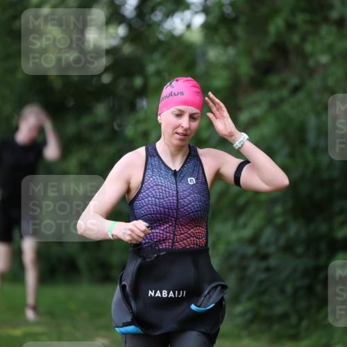 15.06.2025 - 7 Türme Triathlon Michael Strokosch http://msf.ph/oto/7956449 15.06.2025 12:36:46 Schwimmen 429, 514, 584, 645, 666 meine-sportfotos.de