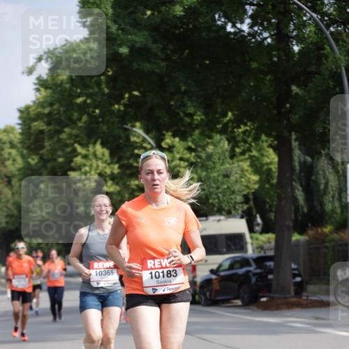 15.06.2025 - REWE Women's Run Jannik Wohlers http://msf.ph/oto/7956452 15.06.2025 08:51:51 Laufen 10365, 10183 meine-sportfotos.de