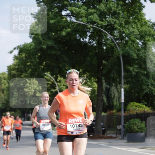 15.06.2025 - REWE Women's Run Jannik Wohlers http://msf.ph/oto/7956481 15.06.2025 08:51:52 Laufen 10365, 10183 meine-sportfotos.de