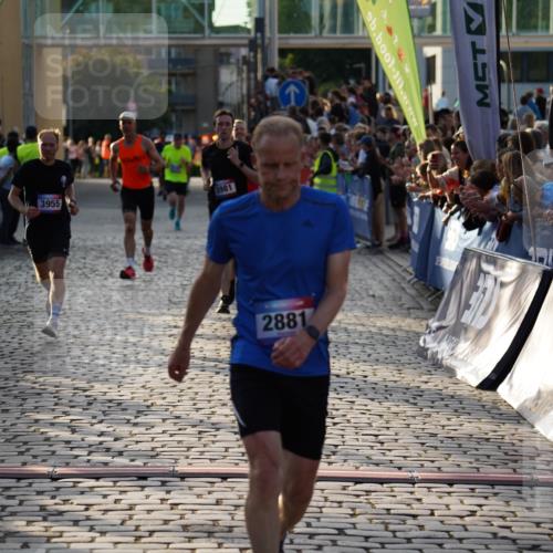 13.06.2025 - Holstenköstenlauf Felixshl http://msf.ph/oto/7956489 13.06.2025 19:47:14 Laufen 2002, 2692, 2881, 3886, 3955, 3981 meine-sportfotos.de