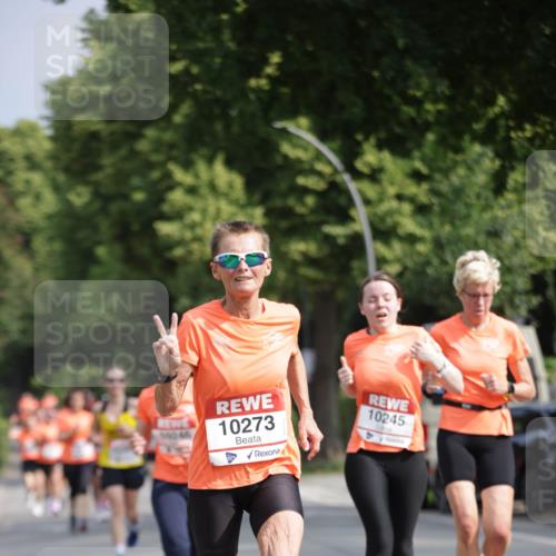15.06.2025 - REWE Women's Run Jannik Wohlers http://msf.ph/oto/7956509 15.06.2025 08:51:56 Laufen 100, 46, 10273, 10245 meine-sportfotos.de
