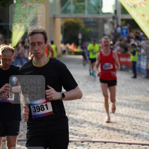 13.06.2025 - Holstenköstenlauf Felixshl http://msf.ph/oto/7956545 13.06.2025 19:47:17 Laufen 2002, 2229, 2692, 3025, 3886, 3955, 3981 meine-sportfotos.de