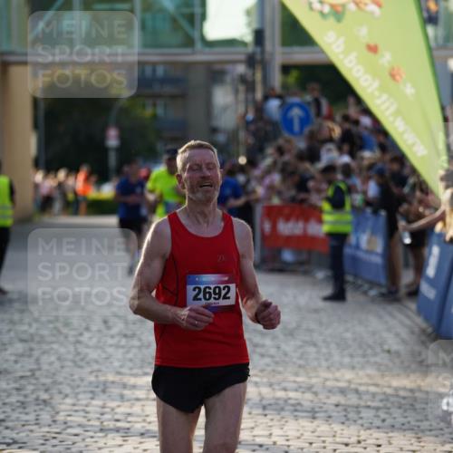 13.06.2025 - Holstenköstenlauf Felixshl http://msf.ph/oto/7956561 13.06.2025 19:47:18 Laufen 2002, 2229, 2692, 2754, 3025, 3886, 3955, 3981 meine-sportfotos.de