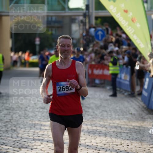 13.06.2025 - Holstenköstenlauf Felixshl http://msf.ph/oto/7956568 13.06.2025 19:47:18 Laufen 2002, 2229, 2692, 2754, 3025, 3886, 3955, 3981 meine-sportfotos.de