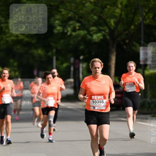 15.06.2025 - REWE Women's Run Dr. Thomas Lammeyer http://msf.ph/oto/7956603 15.06.2025 09:46:52 Laufen 10355, 10207 meine-sportfotos.de