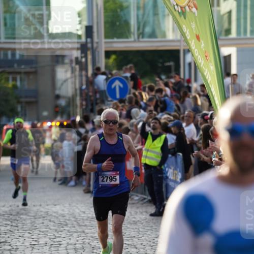 13.06.2025 - Holstenköstenlauf Felixshl http://msf.ph/oto/7956727 13.06.2025 19:47:34 Laufen 2639, 2795, 2858, 3785 meine-sportfotos.de