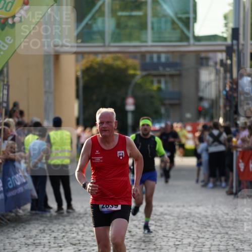13.06.2025 - Holstenköstenlauf Felixshl http://msf.ph/oto/7956781 13.06.2025 19:47:37 Laufen 2639, 2795, 2858 meine-sportfotos.de
