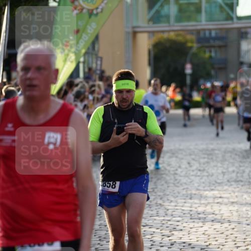13.06.2025 - Holstenköstenlauf Felixshl http://msf.ph/oto/7956840 13.06.2025 19:47:42 Laufen 2377, 2639, 2650, 2858 meine-sportfotos.de