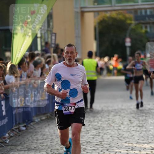 13.06.2025 - Holstenköstenlauf Felixshl http://msf.ph/oto/7956920 13.06.2025 19:47:45 Laufen 2377, 2604, 2650, 2858 meine-sportfotos.de