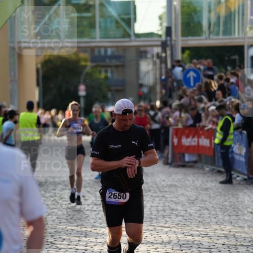 13.06.2025 - Holstenköstenlauf Felixshl http://msf.ph/oto/7956976 13.06.2025 19:47:48 Laufen 2207, 2377, 2485, 2604, 2650 meine-sportfotos.de