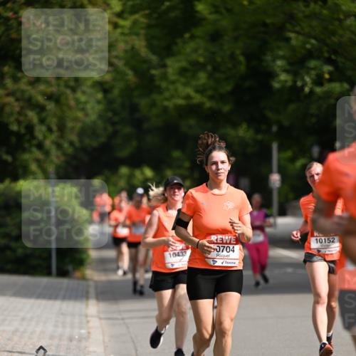 15.06.2025 - REWE Women's Run Dr. Thomas Lammeyer http://msf.ph/oto/7956977 15.06.2025 09:47:13 Laufen 10433, 0704, 10152 meine-sportfotos.de