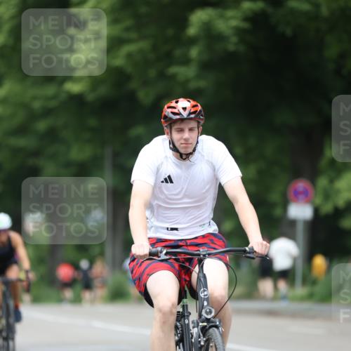 15.06.2025 - 7 Türme Triathlon Yannick Fuchs http://msf.ph/oto/7956996 15.06.2025 13:42:15 Radfahren 1082 meine-sportfotos.de
