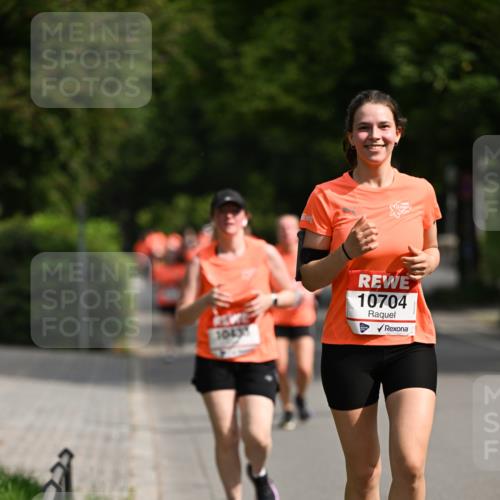 15.06.2025 - REWE Women's Run Dr. Thomas Lammeyer http://msf.ph/oto/7957018 15.06.2025 09:47:15 Laufen 1043, 10704 meine-sportfotos.de