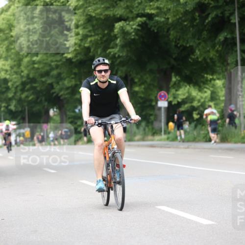 15.06.2025 - 7 Türme Triathlon Yannick Fuchs http://msf.ph/oto/7957027 15.06.2025 13:42:26 Radfahren 320 meine-sportfotos.de