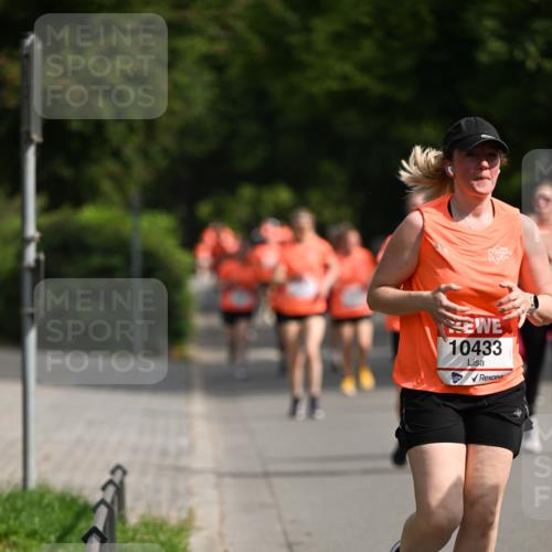 15.06.2025 - REWE Women's Run Dr. Thomas Lammeyer http://msf.ph/oto/7957049 15.06.2025 09:47:17 Laufen 10433 meine-sportfotos.de
