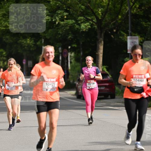 15.06.2025 - REWE Women's Run Dr. Thomas Lammeyer http://msf.ph/oto/7957098 15.06.2025 09:47:20 Laufen 10425, 10758, 210448 meine-sportfotos.de