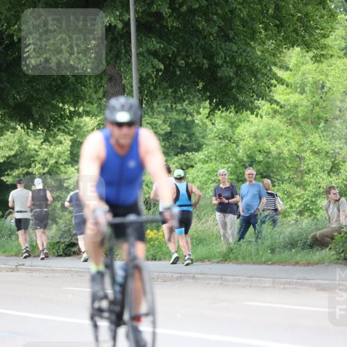 15.06.2025 - 7 Türme Triathlon Yannick Fuchs http://msf.ph/oto/7957105 15.06.2025 13:42:39 Radfahren 675, 1065, 1147 meine-sportfotos.de