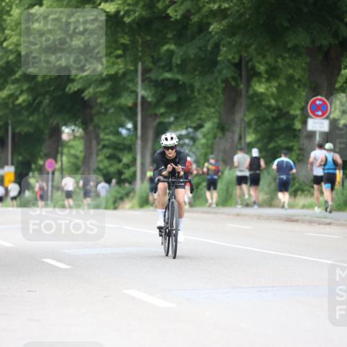 15.06.2025 - 7 Türme Triathlon Yannick Fuchs http://msf.ph/oto/7957127 15.06.2025 13:42:46 Radfahren 486 meine-sportfotos.de