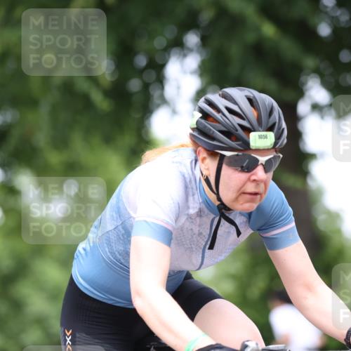 15.06.2025 - 7 Türme Triathlon Yannick Fuchs http://msf.ph/oto/7957168 15.06.2025 13:42:57 Radfahren 281, 379, 629, 1056 meine-sportfotos.de