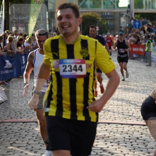 13.06.2025 - Holstenköstenlauf Felixshl http://msf.ph/oto/7957241 13.06.2025 19:48:05 Laufen 2064, 2183, 2344, 2477, 2804, 3574, 3575, 3603 meine-sportfotos.de