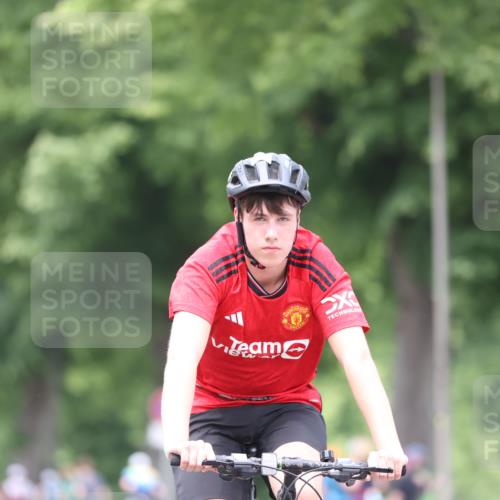 15.06.2025 - 7 Türme Triathlon Yannick Fuchs http://msf.ph/oto/7957271 15.06.2025 13:43:25 Radfahren 195, 795, 834, 933, 987, 1110 meine-sportfotos.de