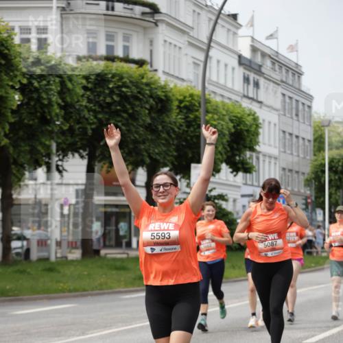 15.06.2025 - REWE Women's Run Jannik Wohlers http://msf.ph/oto/7957277 15.06.2025 09:43:56 Laufen 5593, 5087 meine-sportfotos.de