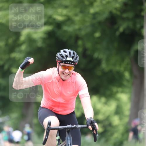 15.06.2025 - 7 Türme Triathlon Yannick Fuchs http://msf.ph/oto/7957294 15.06.2025 13:43:29 Radfahren 195, 600, 933, 987, 1110 meine-sportfotos.de