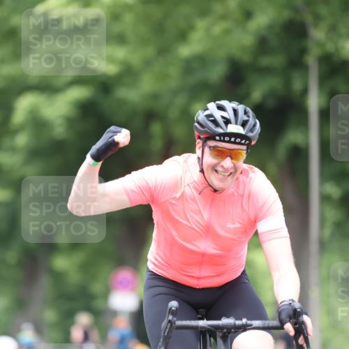 15.06.2025 - 7 Türme Triathlon Yannick Fuchs http://msf.ph/oto/7957297 15.06.2025 13:43:29 Radfahren 195, 600, 933, 987, 1110 meine-sportfotos.de