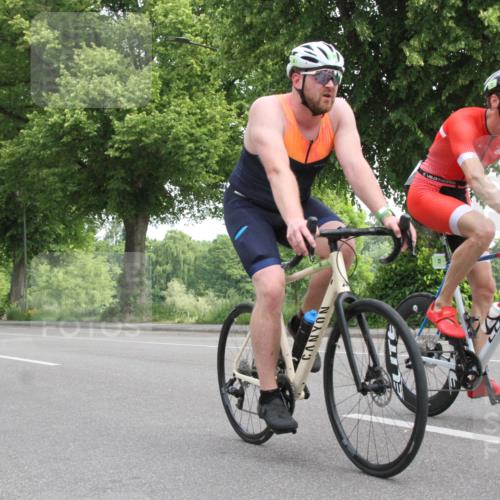 15.06.2025 - 7 Türme Triathlon Yannick Fuchs http://msf.ph/oto/7957384 15.06.2025 09:48:56 Radfahren  meine-sportfotos.de