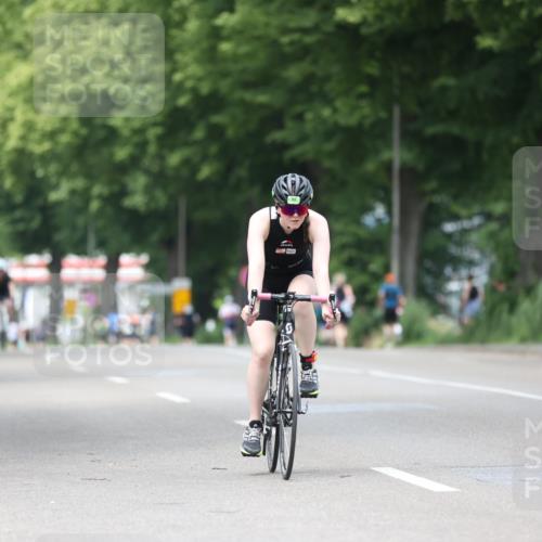 15.06.2025 - 7 Türme Triathlon Yannick Fuchs http://msf.ph/oto/7957401 15.06.2025 13:43:42 Radfahren 382, 479 meine-sportfotos.de