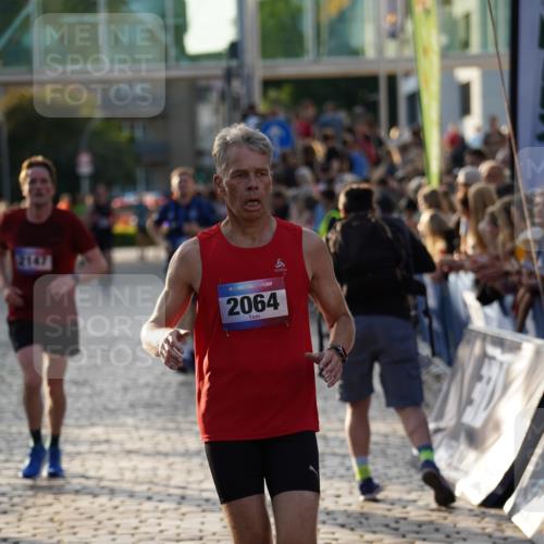 13.06.2025 - Holstenköstenlauf Felixshl http://msf.ph/oto/7957403 13.06.2025 19:48:13 Laufen 2064, 2147, 2477, 2507, 3575 meine-sportfotos.de