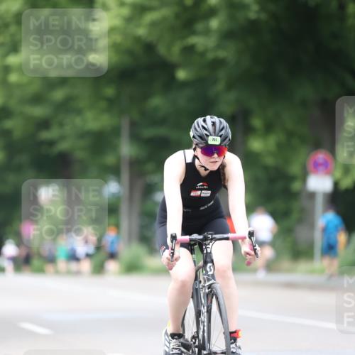 15.06.2025 - 7 Türme Triathlon Yannick Fuchs http://msf.ph/oto/7957413 15.06.2025 13:43:43 Radfahren 382, 479 meine-sportfotos.de