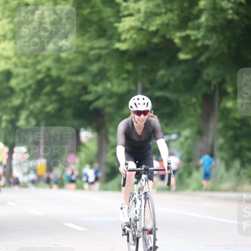 15.06.2025 - 7 Türme Triathlon Yannick Fuchs http://msf.ph/oto/7957427 15.06.2025 13:43:48 Radfahren 382, 705 meine-sportfotos.de