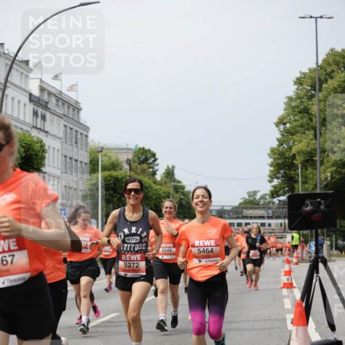 15.06.2025 - REWE Women's Run Jannik Wohlers http://msf.ph/oto/7957429 15.06.2025 09:44:02 Laufen 67, 72, 5549, 5464, 5272 meine-sportfotos.de