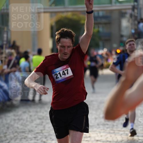 13.06.2025 - Holstenköstenlauf Felixshl http://msf.ph/oto/7957455 13.06.2025 19:48:15 Laufen 2064, 2147, 2507 meine-sportfotos.de